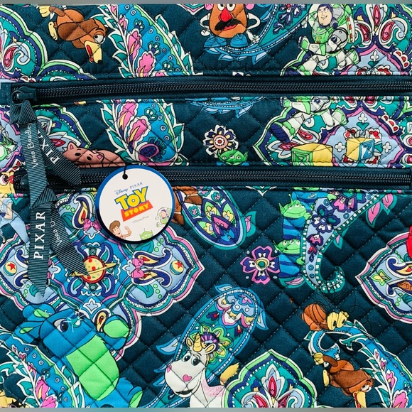 Vera Bradley Disney Pixar Toy Story Andy’s Room Triple Zip Hipster Crossbody bag - Picture 2 of 10